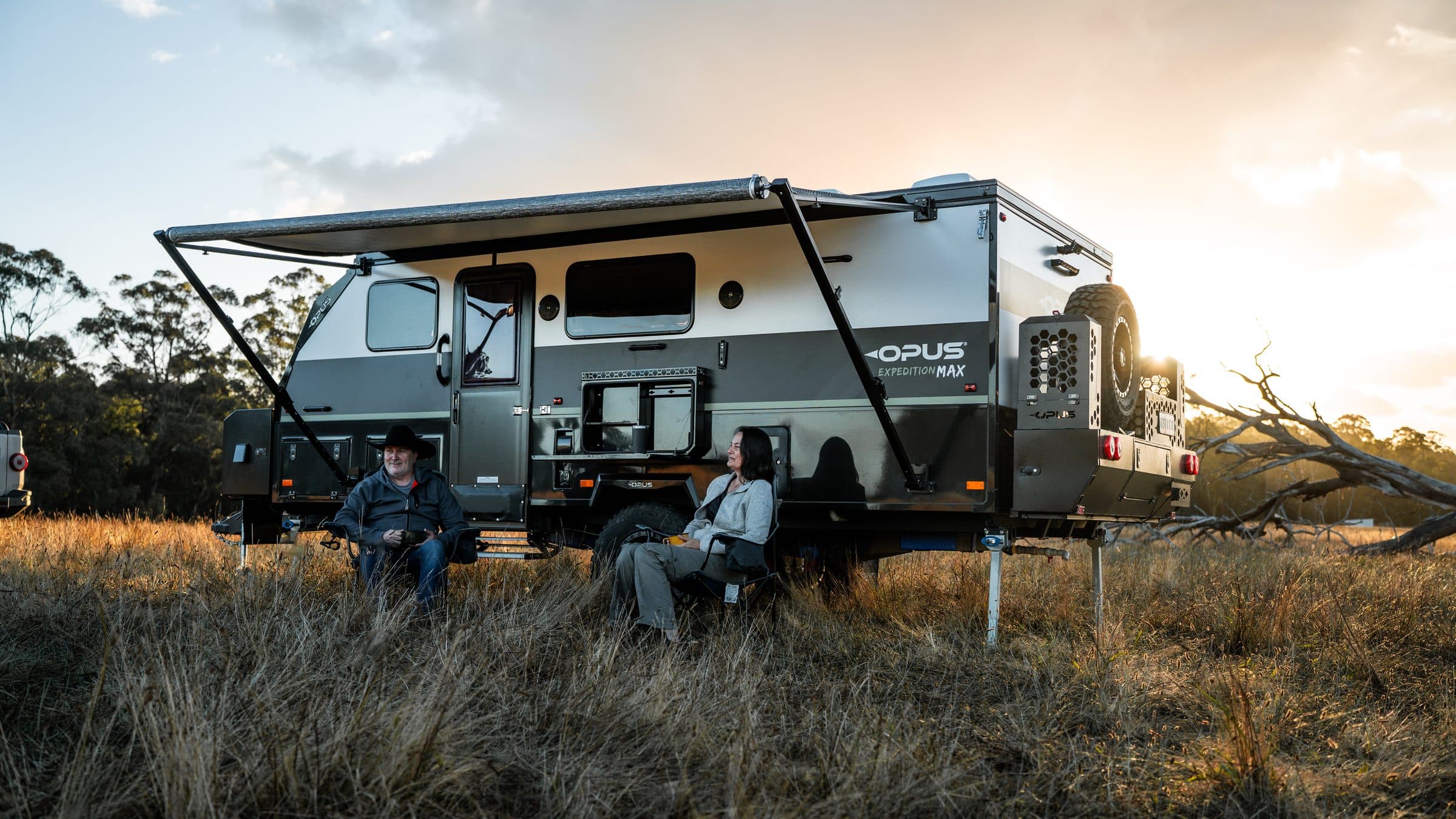 EXPEDITION MAX on stand